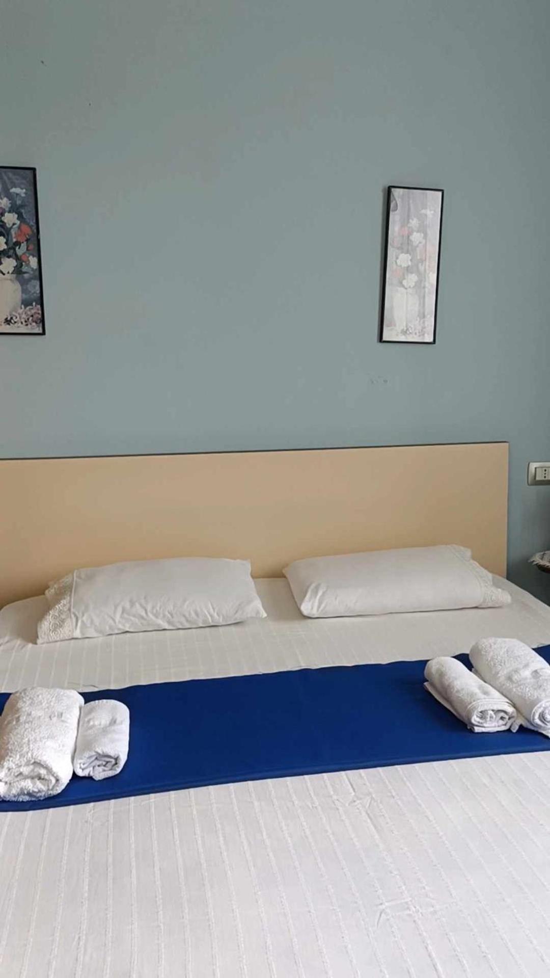 Guest House Fetie Berat Exterior photo